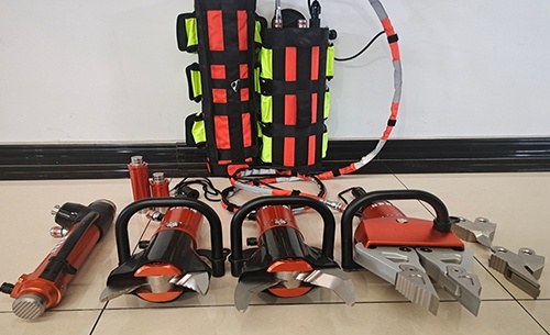 水陸兩用液壓破拆工具組（中配）